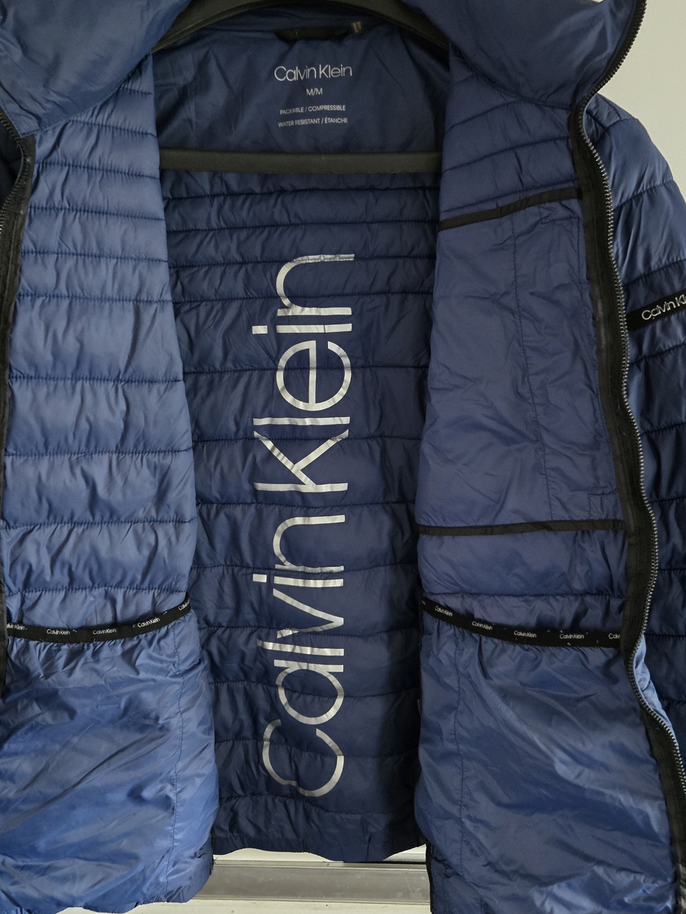 Calvin Klein Men's Blue Quilted Lightweight Puffer Jacket - Picture 3 of 17